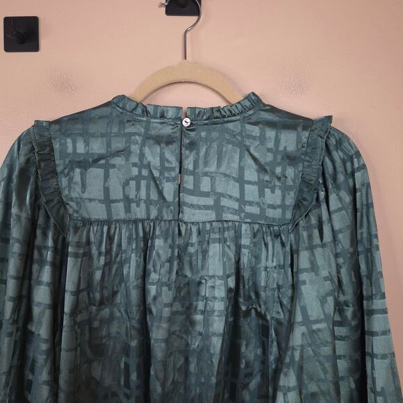 Entro Metallic Long Sleeve Mock Neck Blouse in Green Size M - Picture 7 of 10